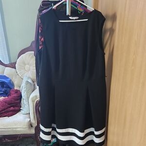 Aa Studio Black Midi Dress with White Accents